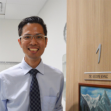 Dr Kelvin Khng